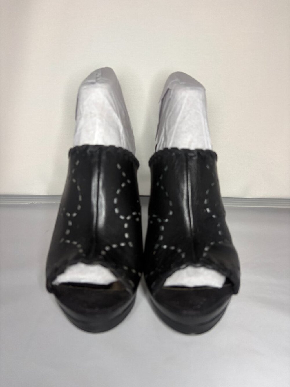 ⚡ Carlos by Carlos Santana Perforated High Heel Platform Mules - 7.5  ⚡
